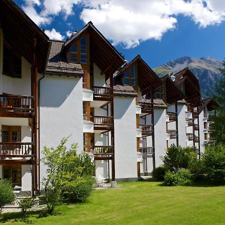 Schweizerhof Ferienwohnungen Lenzerheide 2 Exteriör bild